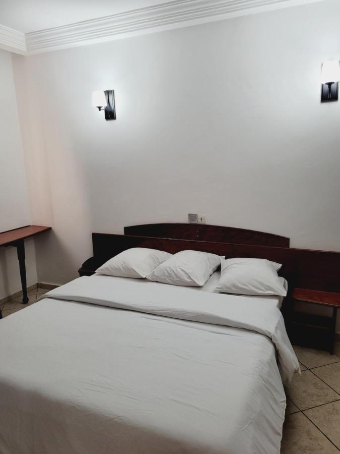 Hotel Altitel Bafoussam Eksteriør billede