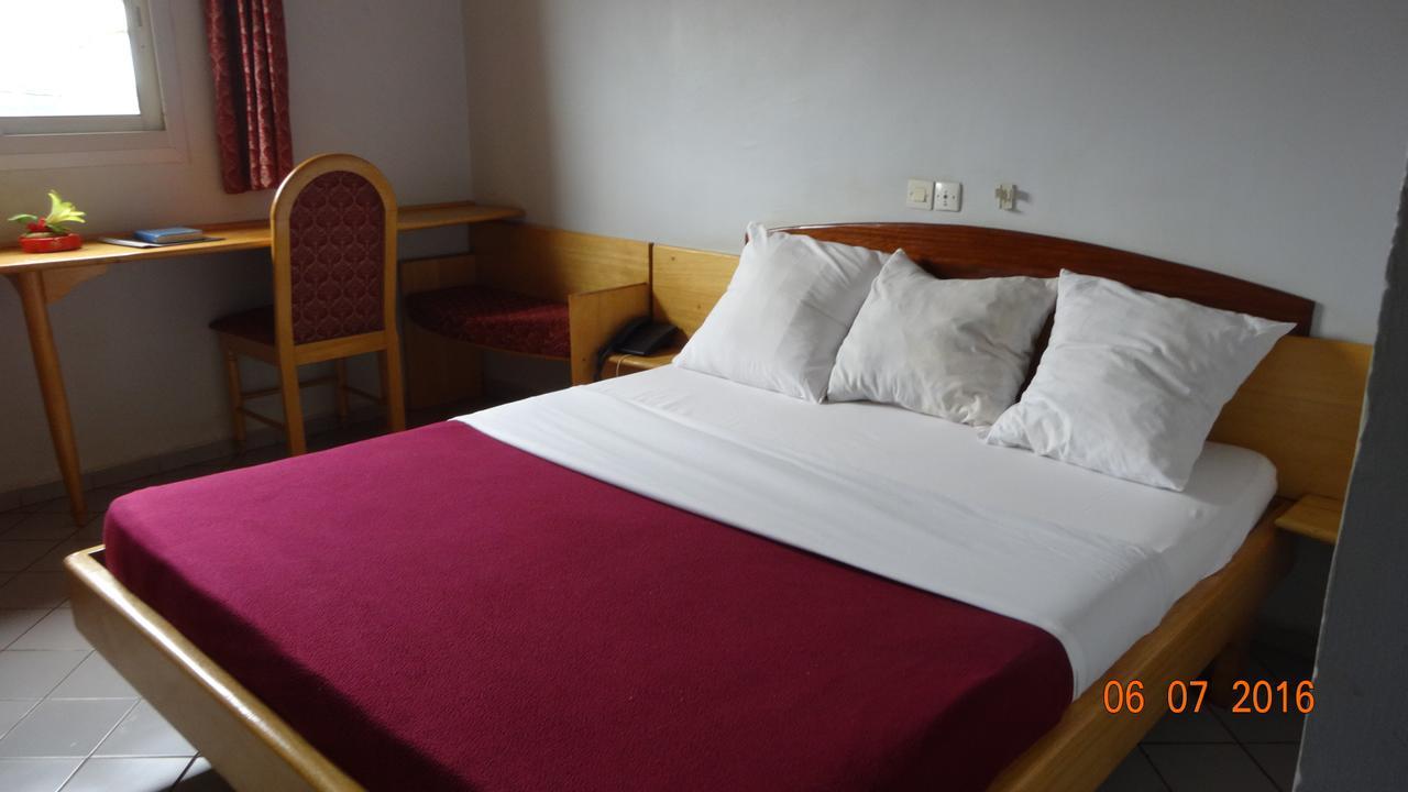 Hotel Altitel Bafoussam Eksteriør billede